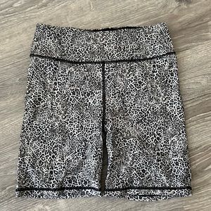 VS leopard Biker shorts